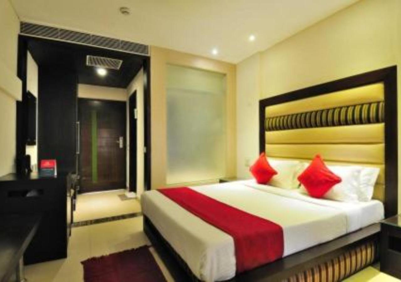 Hotel Landmark จัณฑีครห์ ภายนอก รูปภาพ