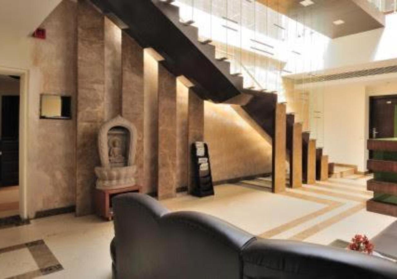 Hotel Landmark จัณฑีครห์ ภายนอก รูปภาพ